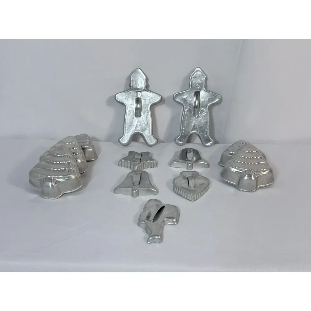 Vintage Metal Christmas Cookie Cutters Santa Gingerbread Men Lot 1960s Tin